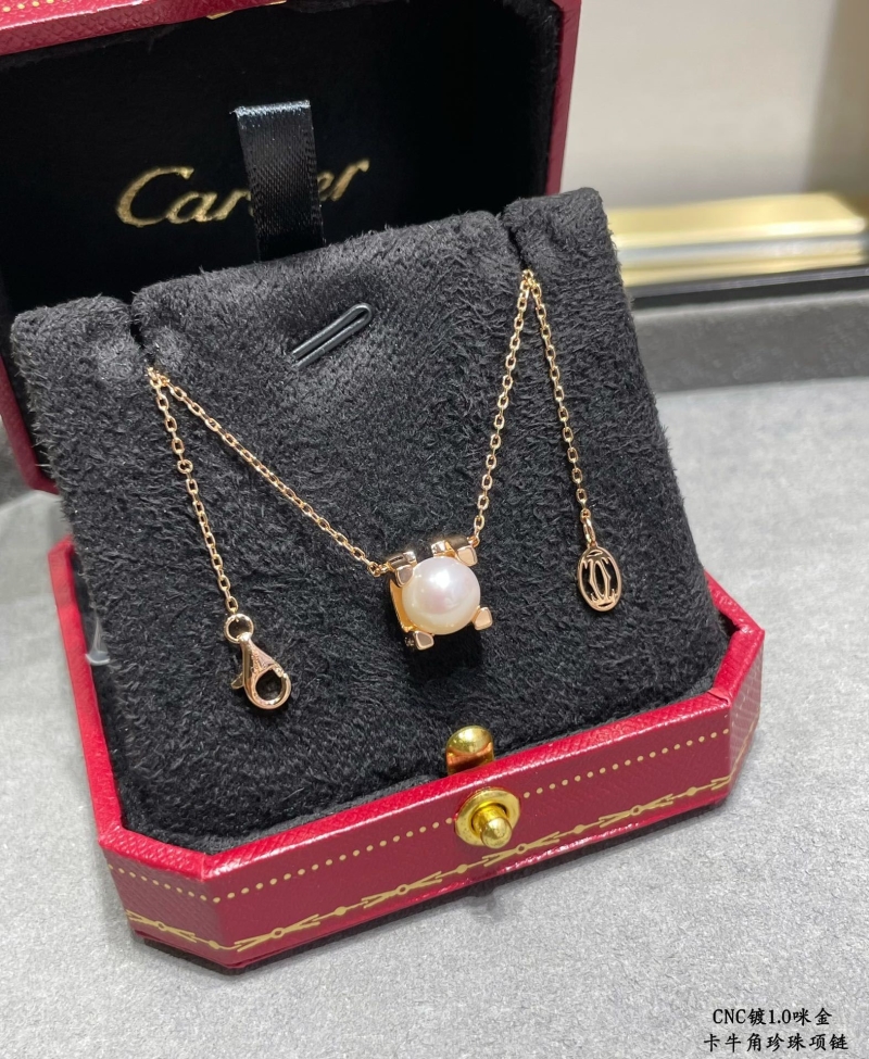 Ca*t1er necklaces